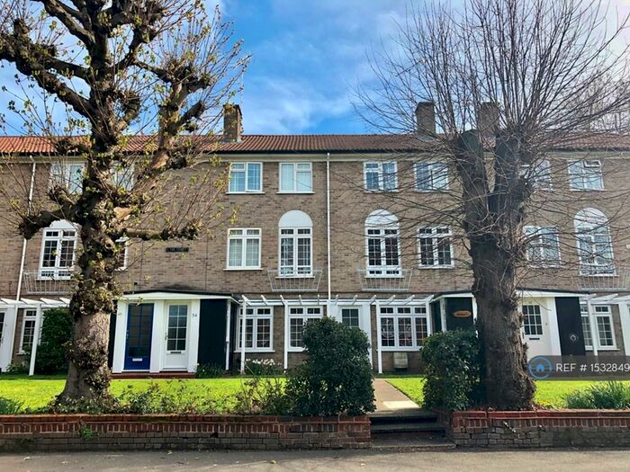 2 Bedroom Flat To Rent In Glenbuck Road, Surbiton, KT6
