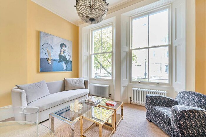 1 Bedroom Flat For Sale In Redcliffe Gardens, Chelsea, London, SW10