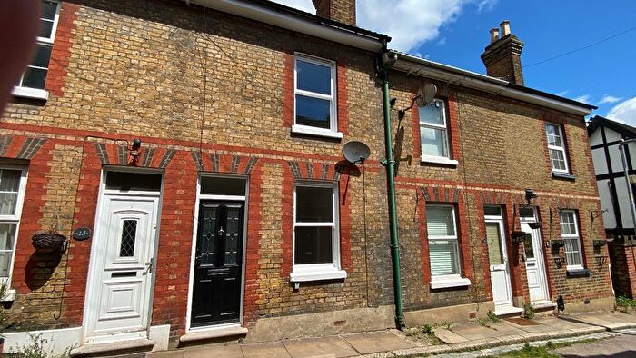 3 Bedroom Property To Rent In Florence Street, Strood, Rochester, ME2