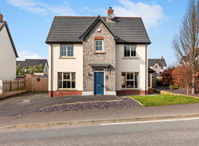 3 Bedroom Detached House For Sale In Coopers Mill Park, Belfast, BT16