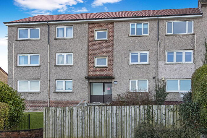 2 Bedroom Flat For Sale In Fenwick Drive, Barrhead, Glasgow, G78