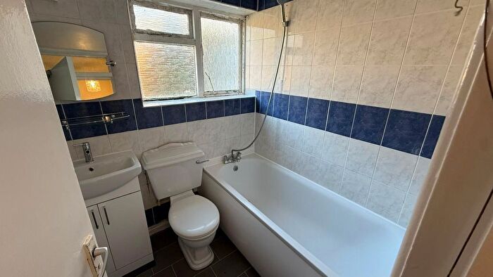 5 Bedroom End Of Terrace House To Rent In Shelley Road, Oxford, OX4