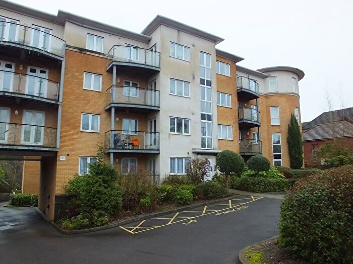 1 Bedroom Flat To Rent In Hill Lane, Southampton, SO15