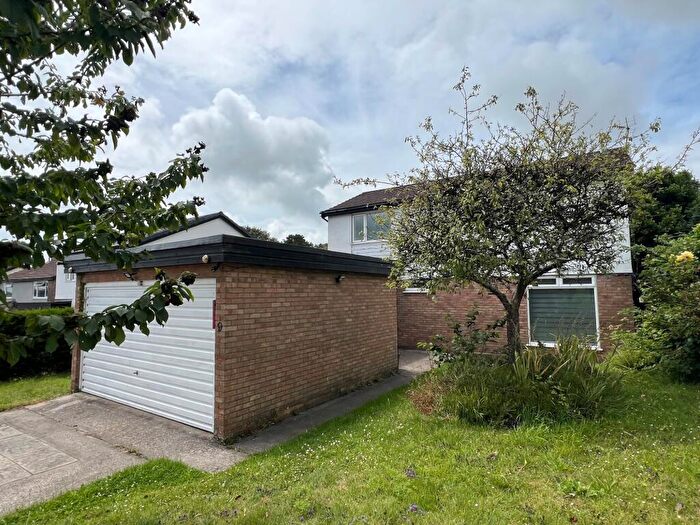 4 Bedroom Detached House For Sale In Church View, Laleston, CF32