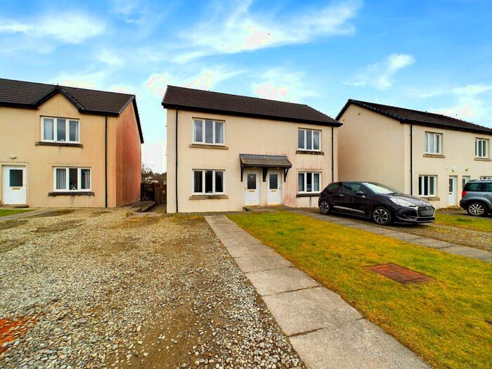 2 Bedroom Semi-Detached House For Sale In Cnoc Mor Place, Lochgilphead, Argyll, PA31
