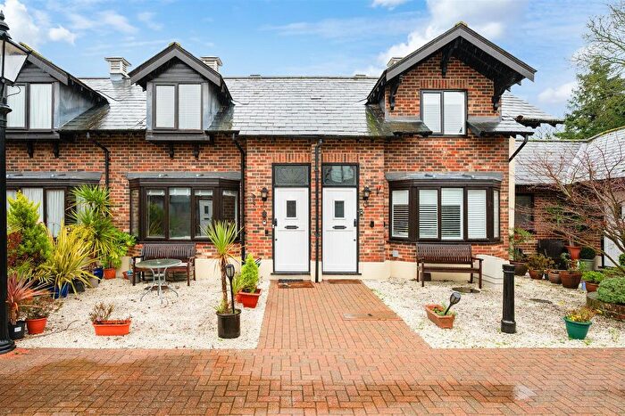 Property For Sale In West Hill, Epsom, KT19