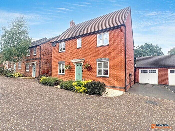 4 Bedroom Detached House For Sale In Gee Lane, Thringstone, LE67
