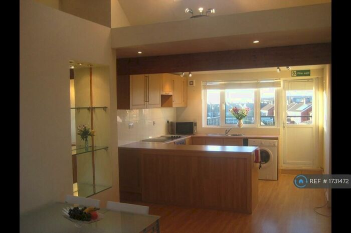 1 Bedroom Flat To Rent In Ruskin Road, Crewe, CW2