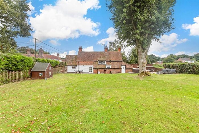 3 Bedroom Detached House For Sale In School Road, Tilmanstone, Deal, Kent, CT14