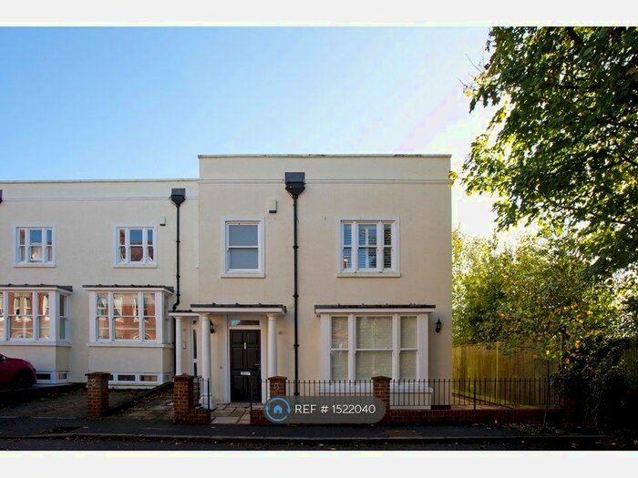 4 Bedroom Terraced House To Rent In Salomons Mews, Tunbridge Wells, TN4