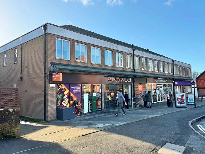 1 Bedroom Flat For Sale In Headley Road, Grayshott, Hindhead, GU26