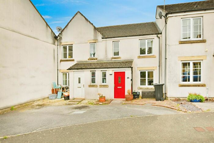 3 Bedroom Semi-Detached House For Sale In Grassmere Way, Pillmere, Saltash, PL12