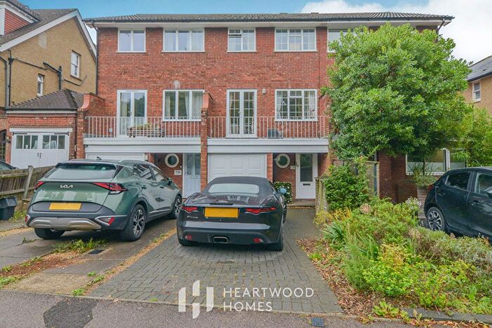 3 Bedroom Town House To Rent In Clarence Road, St. Albans, AL1