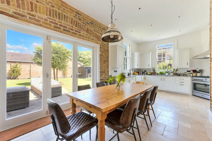 3 Bedroom House To Rent In Warren Rise, New Malden, KT3