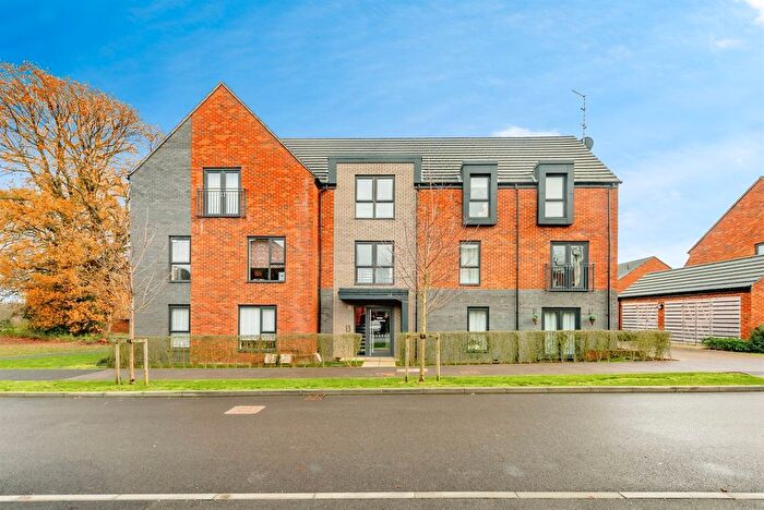 2 Bedroom Flat For Sale In William Belt Road, Pease Pottage, Crawley, RH11