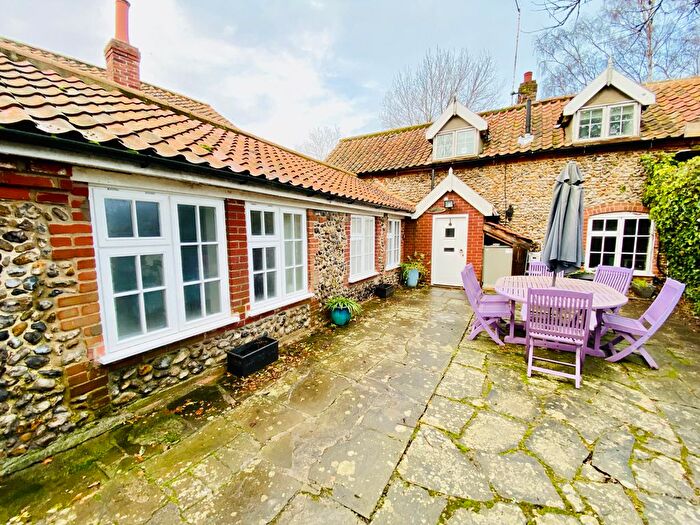 3 Bedroom Cottage To Rent In The Street, Melton Constable, NR24