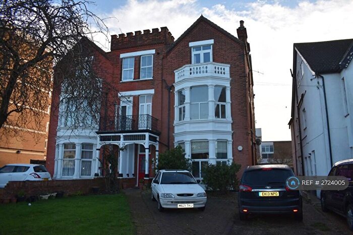1 Bedroom Flat To Rent In Crowstone Road, Westcliff-On-Sea, SS0