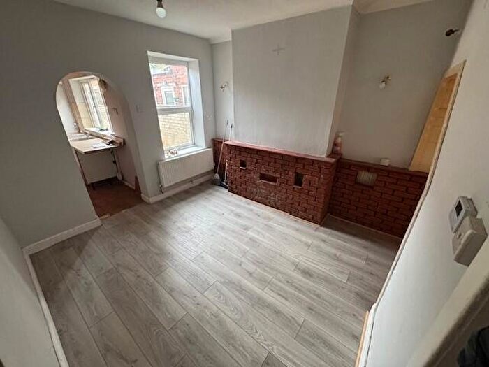 3 Bedroom House To Rent In Martin Street, Lincoln, LN5
