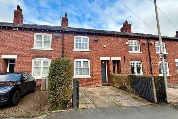 3 Bedroom Property To Rent In Moss Lane, Alderley Edge, SK9