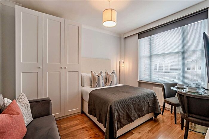 Studio To Rent In Hill Street, Wesminster, Mayfair, London, W1J