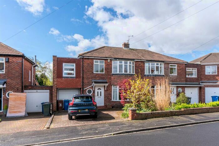 3 Bedroom Semi-Detached House To Rent In Clayworth Road, Brunton Park, Gosforth, NE3