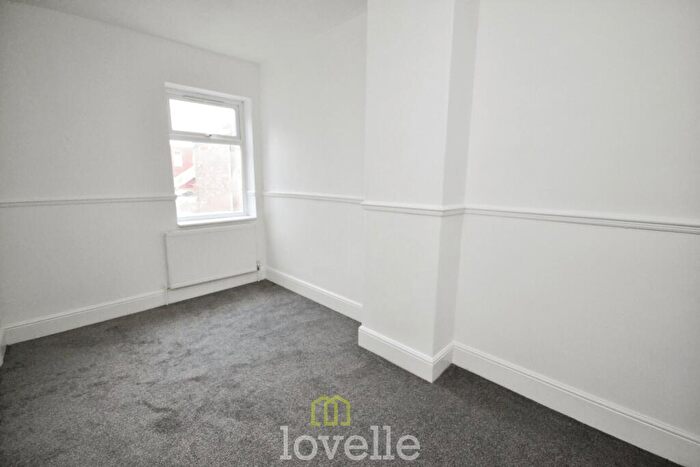3 Bedroom Terraced House For Sale In Poplar Road, Cleethorpes, DN35