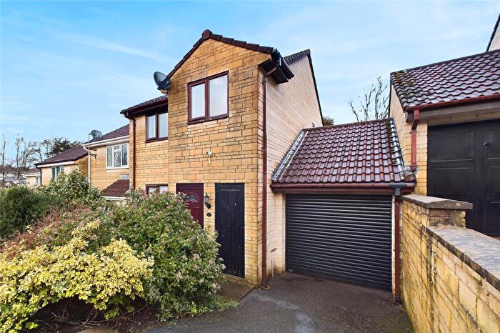 3 Bedroom Semi-Detached House For Sale In Wheelers Close, Midsomer Norton, Radstock, Somerset, BA3