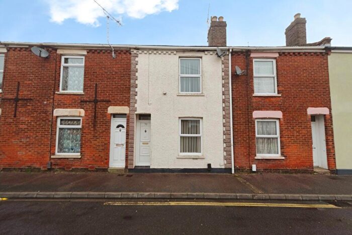 2 Bedroom Terraced House For Sale In Leesland Road, Gosport, Hampshire, PO12