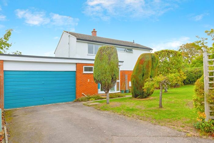 3 Bedroom Detached House For Sale In Wells Avenue, Kilby, Wigston, Leicestershire, LE18