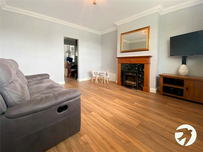 3 Bedroom Terraced House To Rent In Middle Park Avenue, Eltham, London SE9