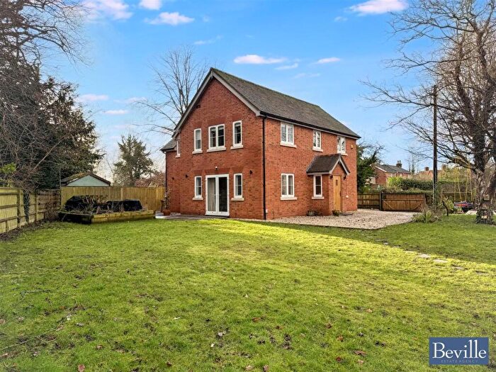 4 Bedroom Detached House For Sale In Highmoor Cross, Henley-On-Thames, RG9