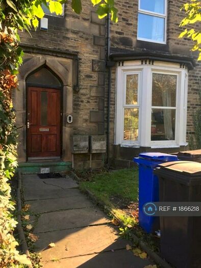 7 Bedroom Semi-Detached House To Rent In Beech Hill Road, Sheffield, S10