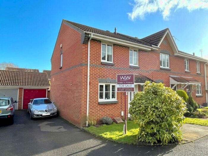 3 Bedroom End Of Terrace House To Rent In Saffron Way, Whiteley, PO15