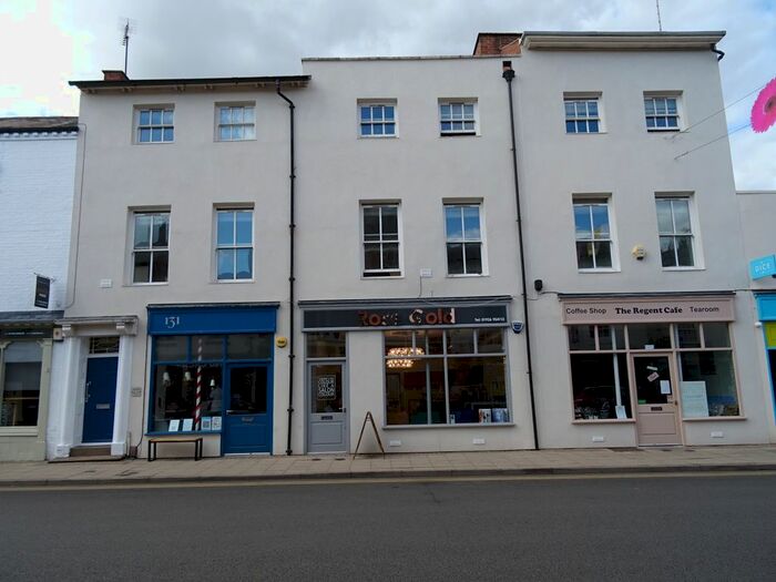 8 Bedroom Flat To Rent In Regent Street, Leamington Spa, CV32