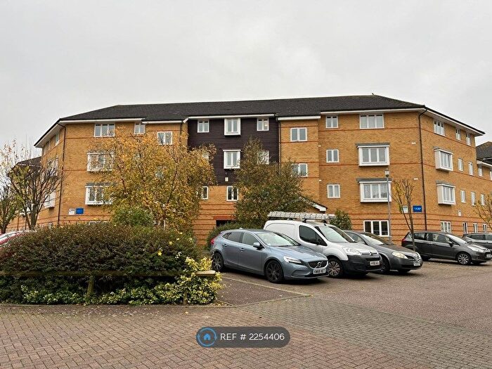 2 Bedroom Flat To Rent In Heath Court, London, SE9