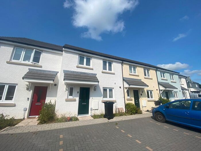 3 Bedroom Property To Rent In Trenant Gardens, Wadebridge, PL27