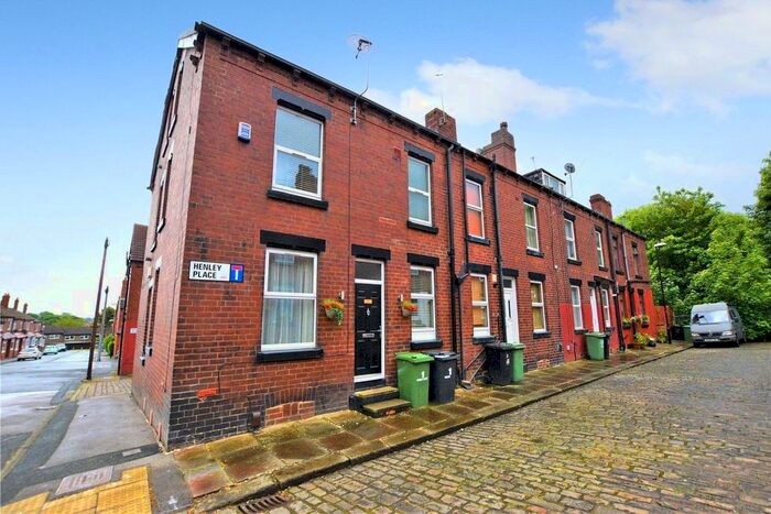 2 Bedroom Terraced House To Rent In Henley Place, Leeds, West Yorkshire, LS13