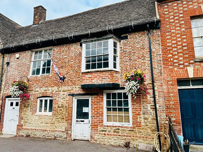 3 Bedroom Cottage For Sale In High Street, Highworth, SN6