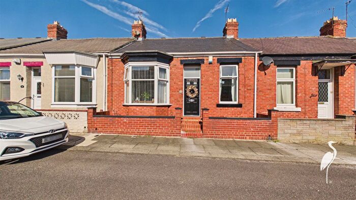 3 Bedroom Cottage For Sale In Hawarden Crescent, High Barnes, Sunderland, SR4