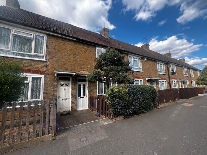 2 Bedroom House To Rent In Cornwallis Avenue, Gillingham., ME7