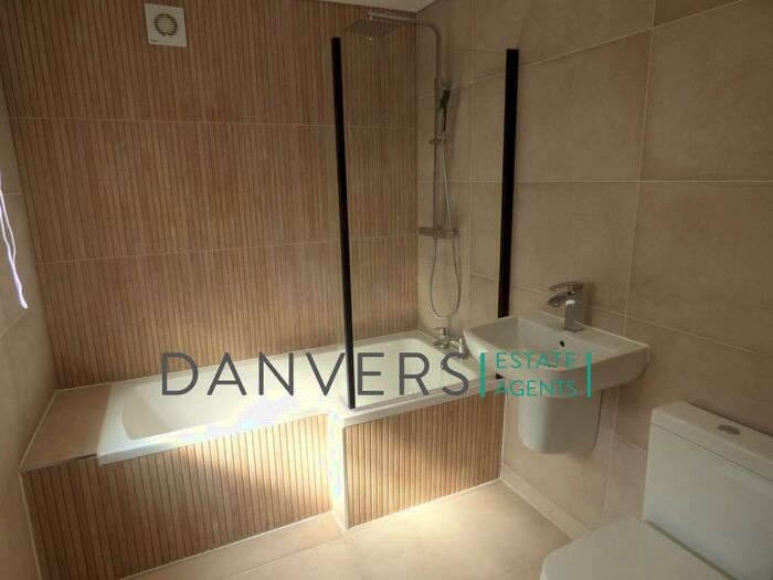 5 Bedroom Terraced House To Rent In Clarendon Street, Leicester, LE2