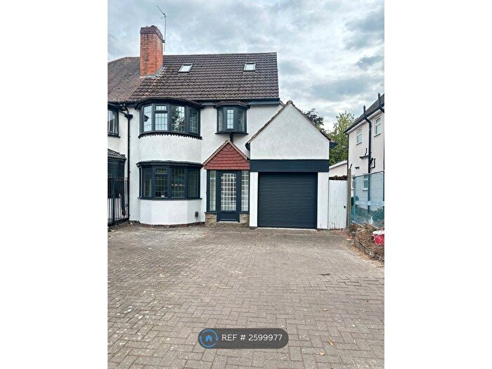 4 Bedroom Semi-Detached House To Rent In Grange Road, Erdington, Birmingham, B24
