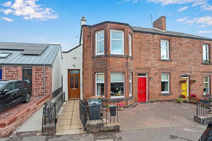 2 Bedroom Flat For Sale In Willowbrae Gardens, Edinburgh, EH8