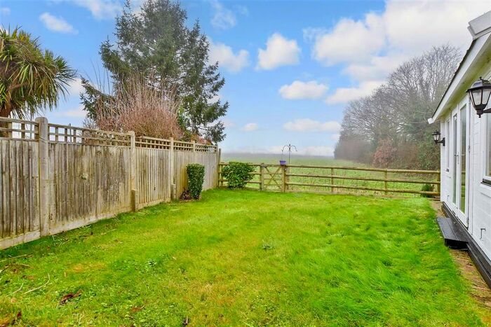 3 Bedroom End Of Terrace House For Sale In Kent Street, Mereworth, Maidstone, Kent, ME18