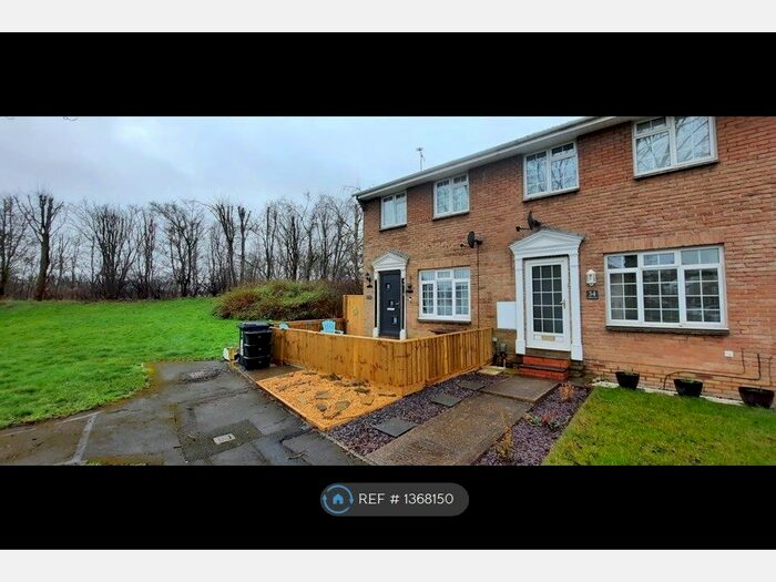 3 Bedroom Terraced House To Rent In Grantham Close, Freshbrook, Swindon, SN5