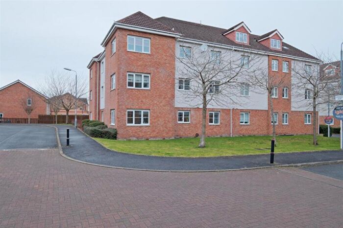 2 Bedroom Apartment For Sale In Copperwood Court, Hamilton, ML3