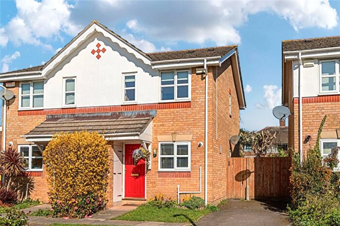 2 Bedroom Semi Detached House For Sale In Montana Gardens, London, SE26