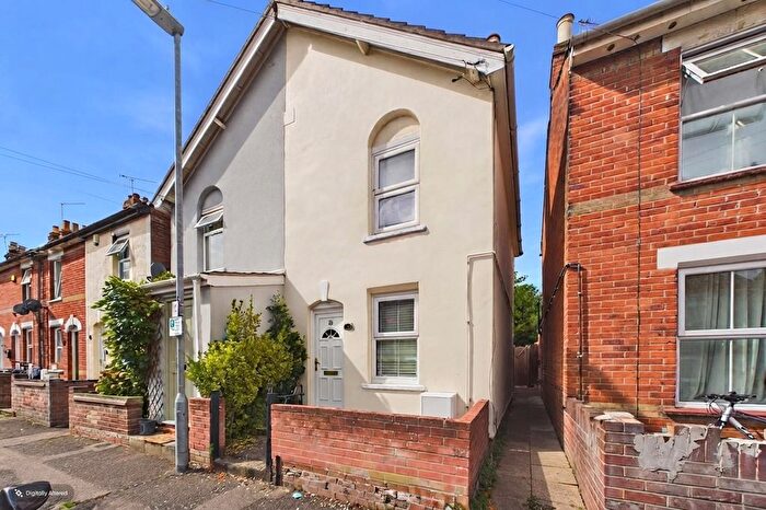 3 Bedroom Semi-Detached House To Rent In Granville Road, Colchester, CO1