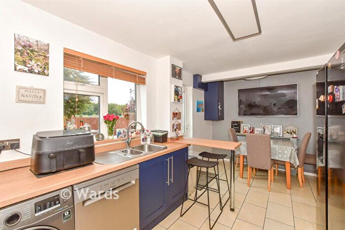 3 Bedroom End Of Terrace House For Sale In Orchard Drive, Newington, Sittingbourne, Kent, ME9