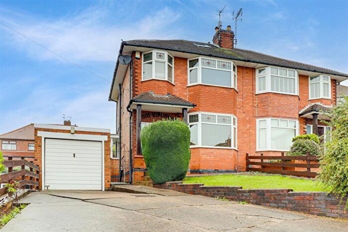 3 Bedroom Semi Detached House For Sale In Cantley Avenue, Gedling, Nottinghamshire, NG4